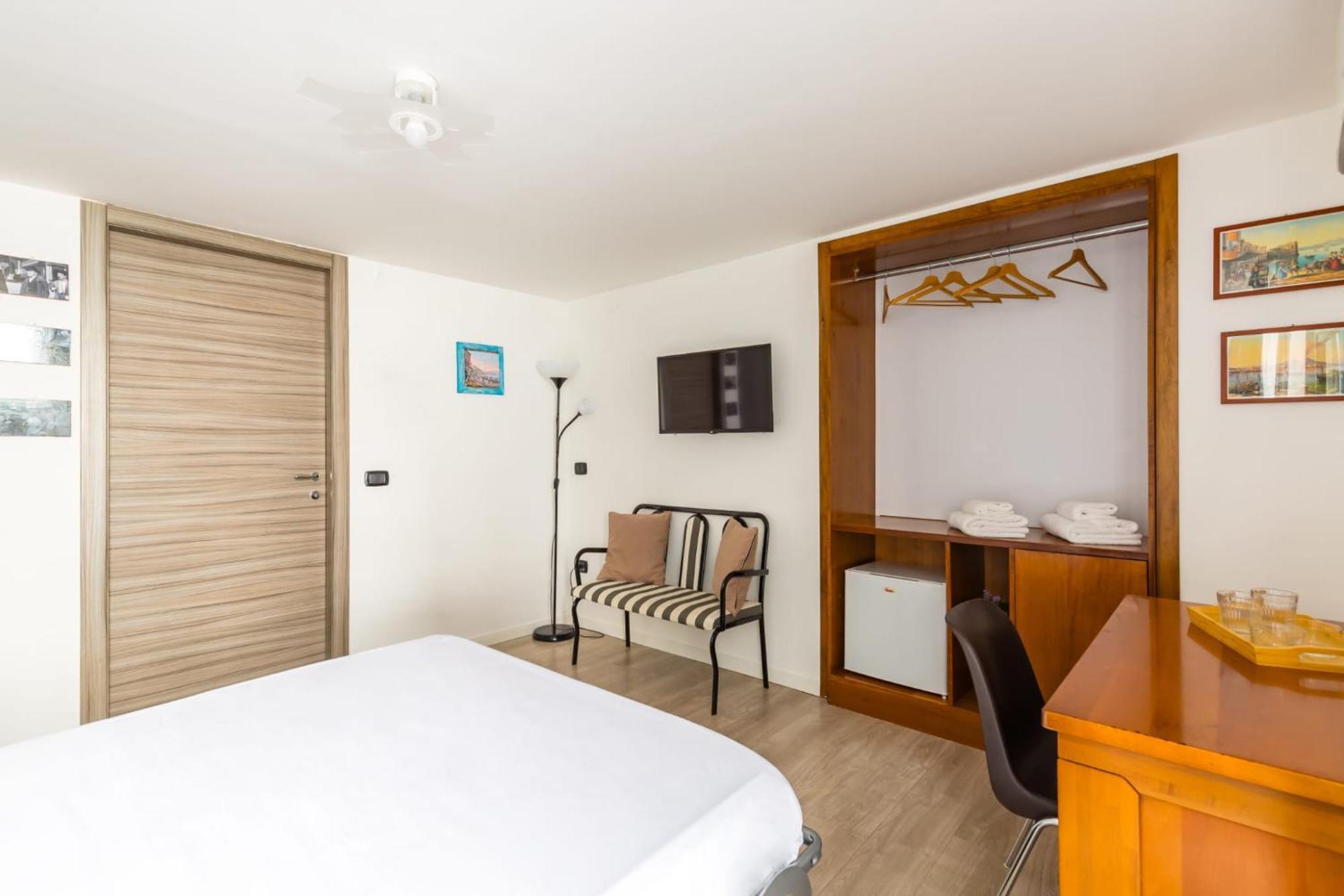 B&B Antica Napoli Luaran gambar
